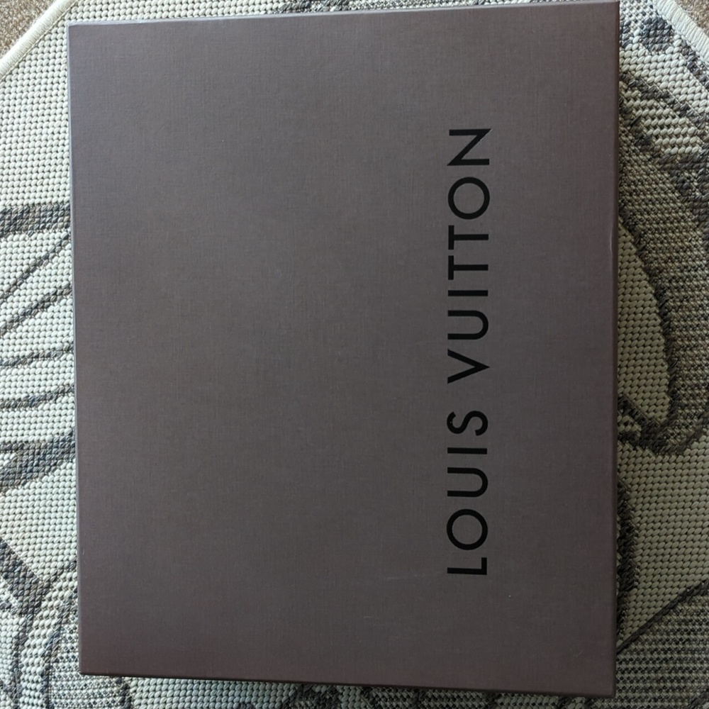Louis Vuitton gift box